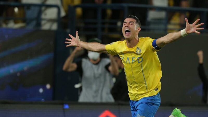 « Je ne cours pas après les records, ils me poursuivent » : Cristiano Ronaldo, après une nouvelle marque