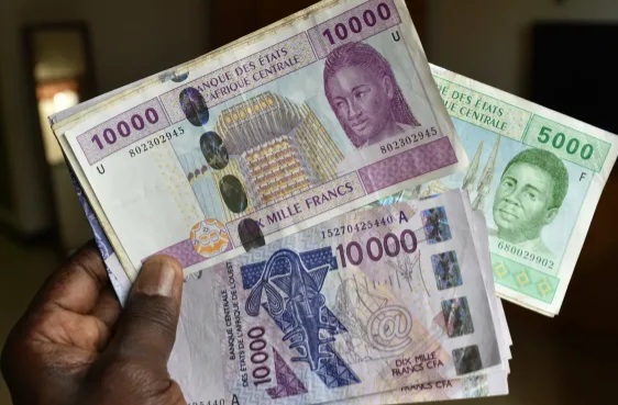 Quitter le franc CFA sera difficile, mais pourrait s&rsquo;avérer avisé
