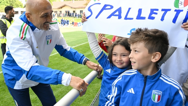 Spalletti : « Une Italie de géants et de héros. Et je demande à 60 millions de fans de jouer avec nous ! »