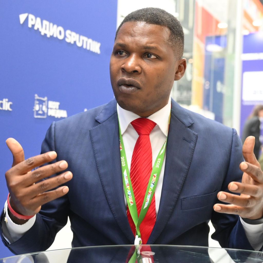 L’Afrique revendique son droit à l’énergie : un appel à l’exploitation des hydrocarbures pour le développement (NJ AYUK)