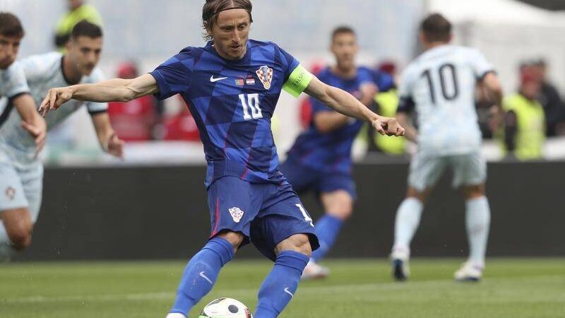 Modric et la Croatie envoient un avertissement à l&rsquo;Espagne à une semaine de l&rsquo;Euro aprés la victoire contre le portugal….