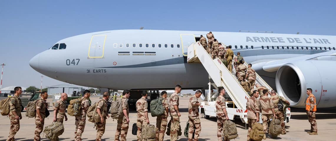 Les forces françaises quittent définitivement une première base au Tchad
