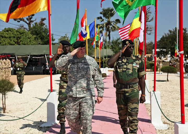 Le Sénégal, le Tchad et la Côte d’Ivoire ont ordonné le départ des troupes françaises. L’Afrique francophone aux mains des États-Unis ?