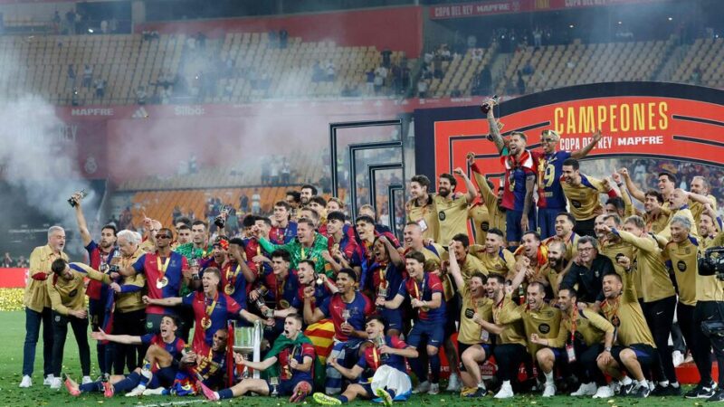 Penalties non accordés, mansuétude pour Tchouaméni, trois cartons rouges pour le banc…Comment l&rsquo;arbitre a géré le Clasico Barça-Real après les pressions